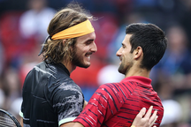 Djokovic lo ngại màn tra tấn thể lực ở trận chung kết với Tsitsipas