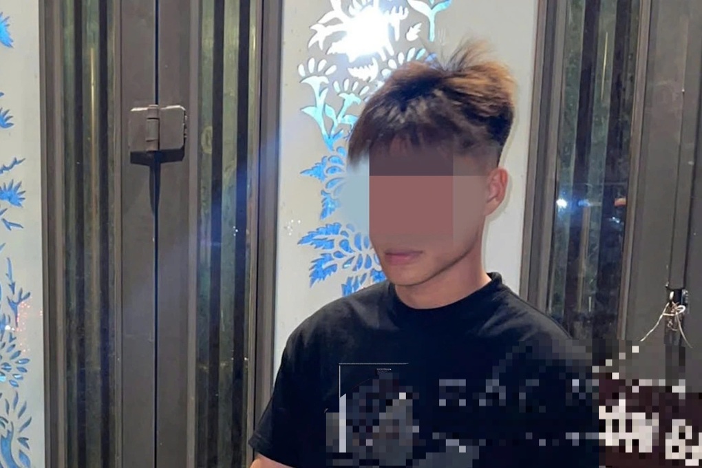 Dùng dao chém đứt ngón tay đối thủ tại quán bi-a vì mâu thuẫn - 1 Dùng dao chém đứt ngón tay đối thủ tại quán bi-a vì mâu thuẫn - 1