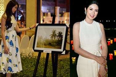 Lệ Hằng, Ngọc Hân say mê ngắm ảnh trên phố cổ Hội An