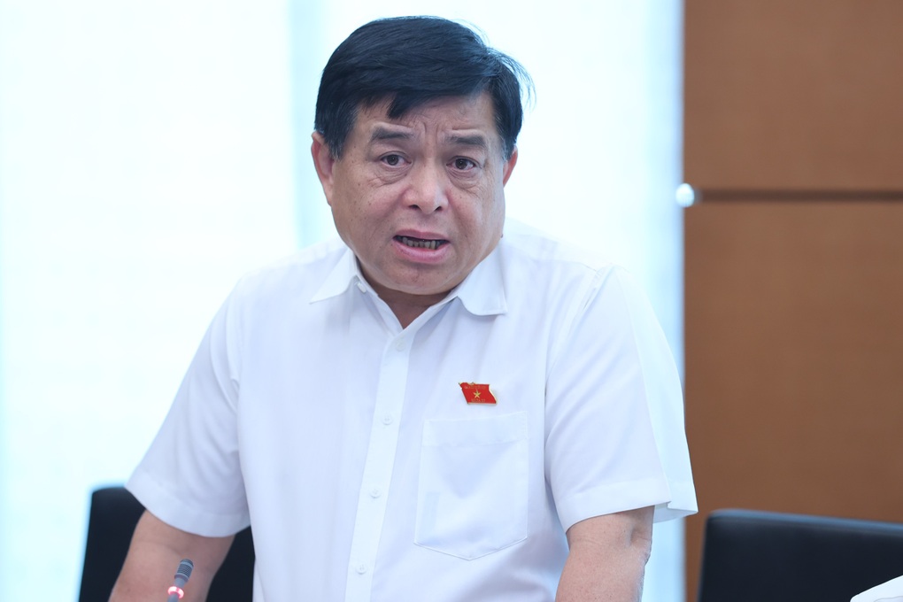 Bộ trưởng Nguyễn Chí Dũng: Cán bộ né tránh, đùn đẩy làm chậm mọi thứ - 1 Bộ trưởng Nguyễn Chí Dũng: Cán bộ né tránh, đùn đẩy làm chậm mọi thứ - 1