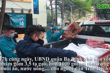 Người dân khu cách ly được cấp hàng loạt nhu yếu phẩm