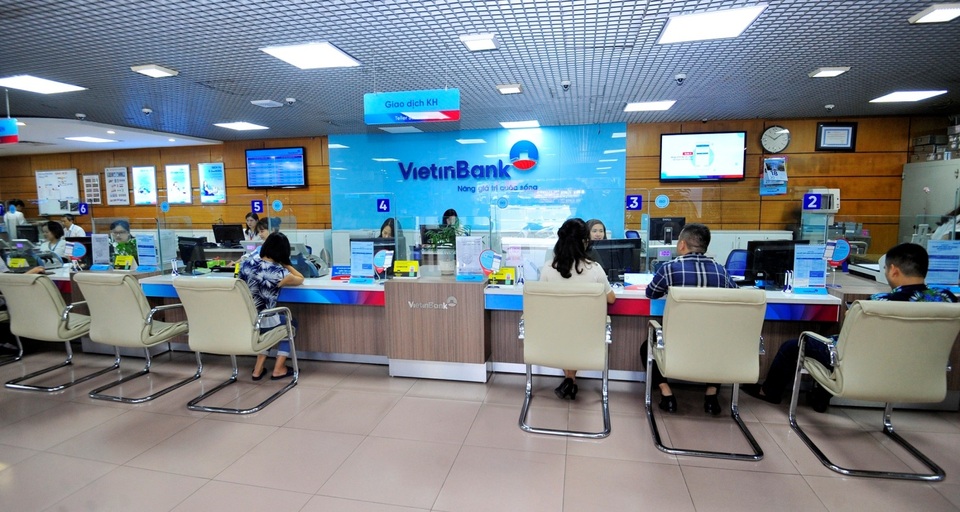 VietinBank: Hài hòa lợi ích nền kinh tế và nhà đầu tư - 2 VietinBank: Hài hòa lợi ích nền kinh tế và nhà đầu tư - 2