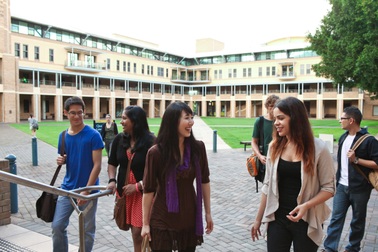 Phỏng vấn trực tiếp cùng một trong tám đại học hàng đầu Australia