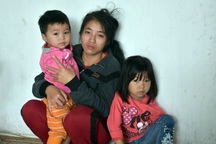 "Nín thở" ngóng chờ kết quả tìm kiếm hai cha con mất tích trên biển