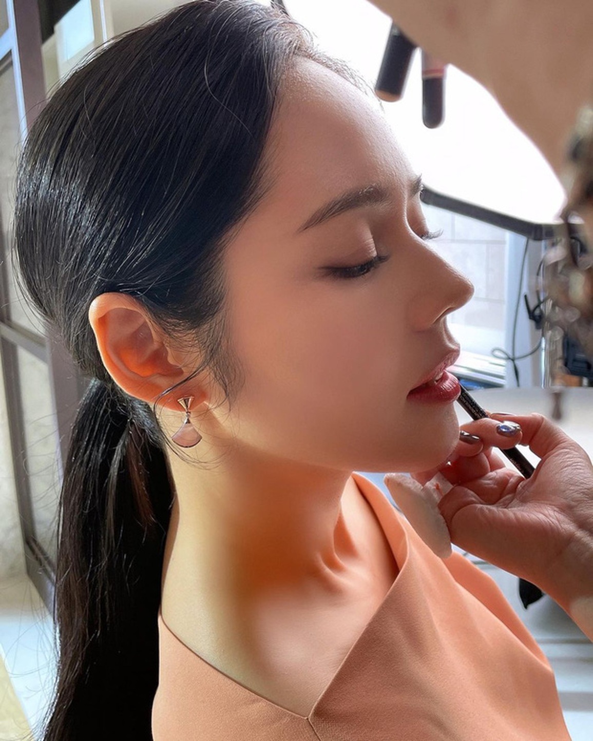 Cuộc sống viên mãn của mỹ nhân sở hữu chiếc mũi cực phẩm của showbiz Hàn - 5 Cuộc sống viên mãn của mỹ nhân sở hữu chiếc mũi cực phẩm của showbiz Hàn - 5