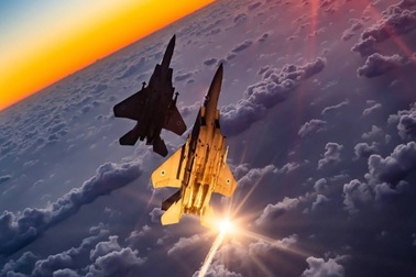 Israel tập kích vào Iran: Nhiều bí ẩn chưa có lời giải