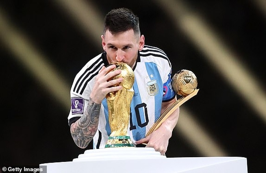 Cảm xúc vỡ òa của Messi và Argentina trong ngày vô địch World Cup - 14 Cảm xúc vỡ òa của Messi và Argentina trong ngày vô địch World Cup - 14