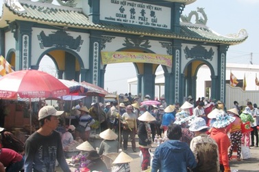 Nhiều hình ảnh chưa đẹp ở khu du lịch tâm linh nổi tiếng tỉnh Bạc Liêu