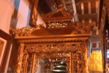 Ly kỳ chuyện tấm bia hơn 300 năm khắc lời di nguyện của vị Thánh thuốc Nam