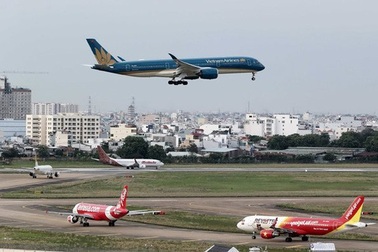 “Nới lỏng” cách ly xã hội, hàng không “bung” các chuyến bay nội địa