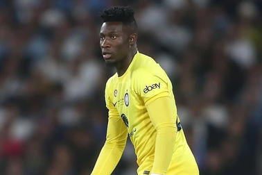 Man Utd chốt xong giá mua thủ môn Andre Onana thay De Gea