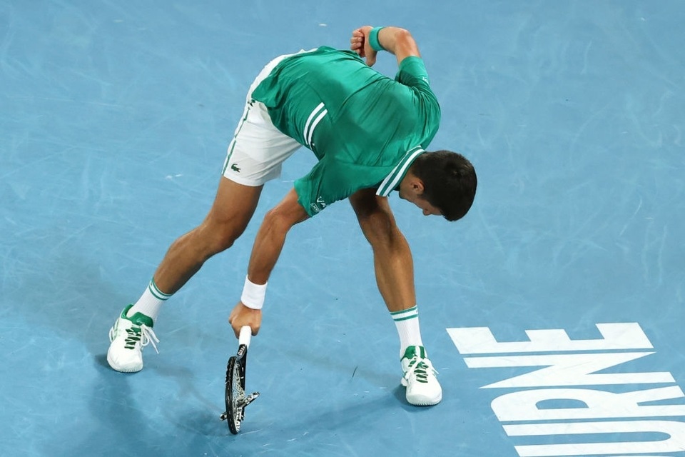 Australian Open: Ngược dòng hạ Zverev, Djokovic vào bán kết - 4 Australian Open: Ngược dòng hạ Zverev, Djokovic vào bán kết - 4