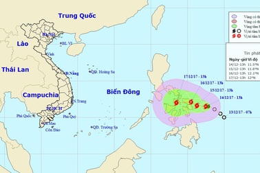 Bão giật cấp 10 đang tiến vào Biển Đông