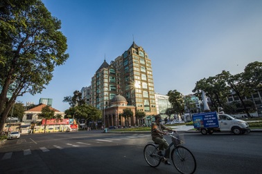 Thách thức và cơ hội dập Covid-19 trong 2 tuần giãn cách xã hội ở TPHCM