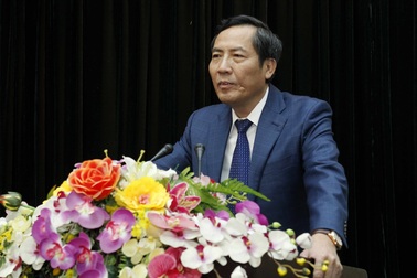 Nhà báo Thuận Hữu kiêm giữ chức Phó Trưởng Ban Tuyên giáo Trung ương