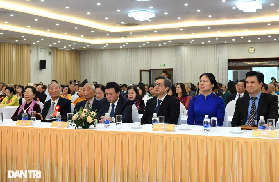 Khai mạc Đại hội biểu dương các mô hình học tập tiêu biểu toàn quốc - 9 Khai mạc Đại hội biểu dương các mô hình học tập tiêu biểu toàn quốc - 9