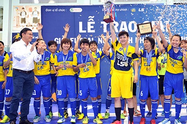 Thái Sơn Nam Q.8 vô địch giải futsal các đội mạnh 2015