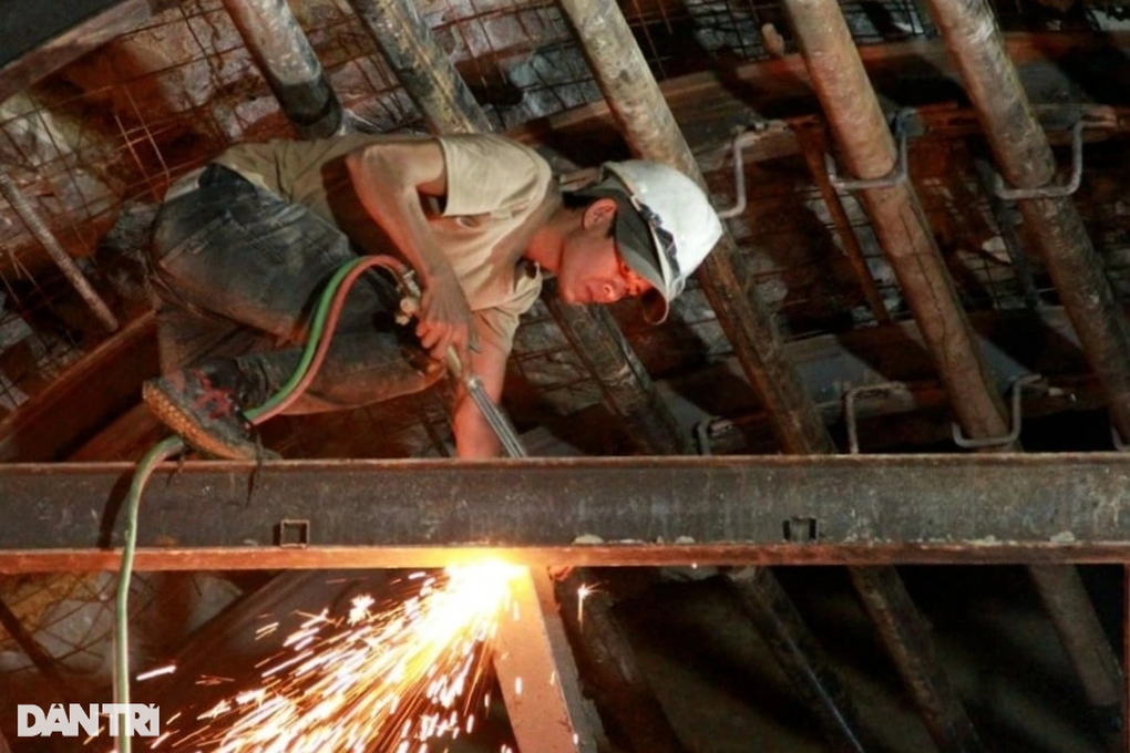 Vụ sạt lở hầm ở Đèo Cả: Phát hiện một lỗ hổng mới - 1 Vụ sạt lở hầm ở Đèo Cả: Phát hiện một lỗ hổng mới - 1