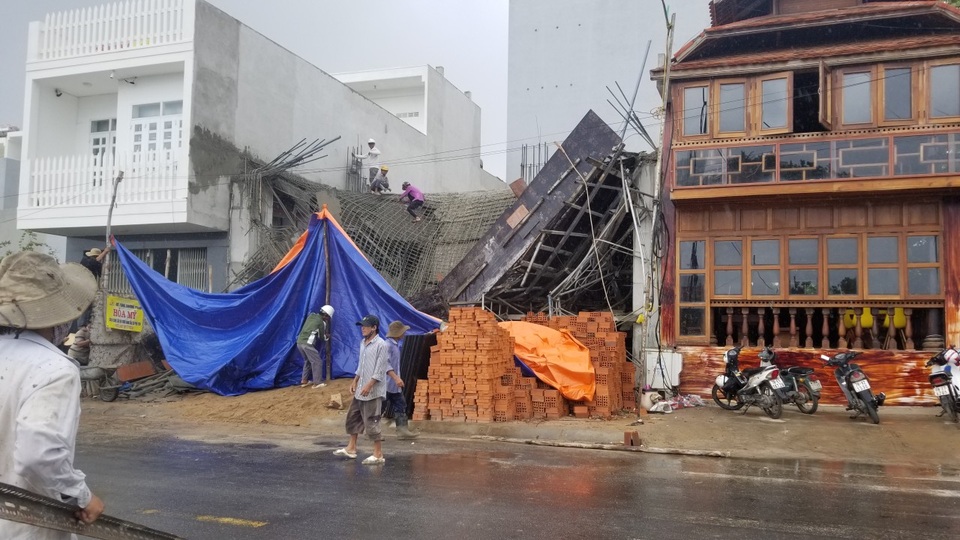 Trần bê tông đổ sập khi vừa mới hoàn thành - 3 Trần bê tông đổ sập khi vừa mới hoàn thành - 3