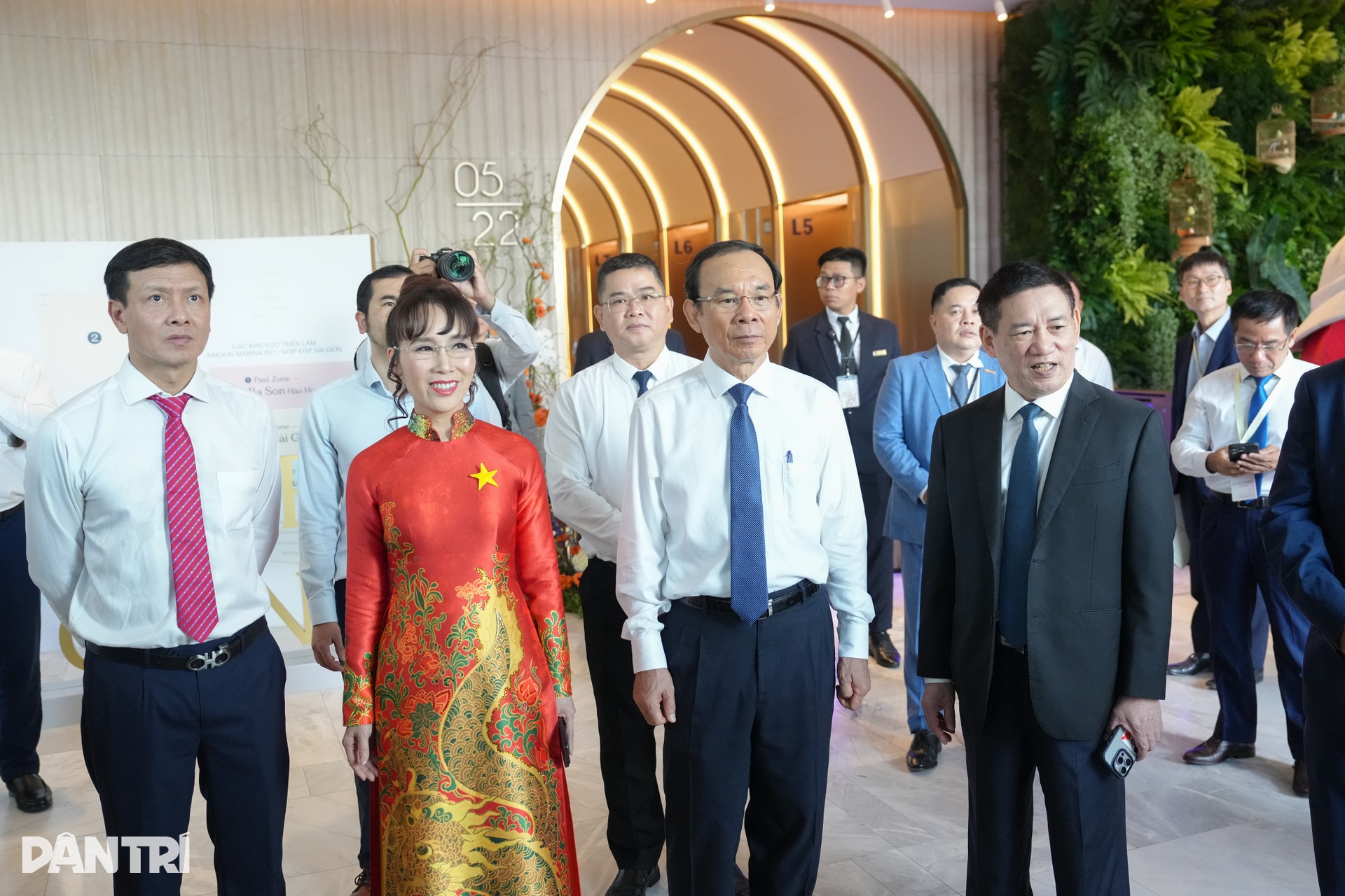 Phó Thủ tướng dự khánh thành Trung tâm Tài chính quốc tế Sài Gòn Marina - 14 Phó Thủ tướng dự khánh thành Trung tâm Tài chính quốc tế Sài Gòn Marina - 14