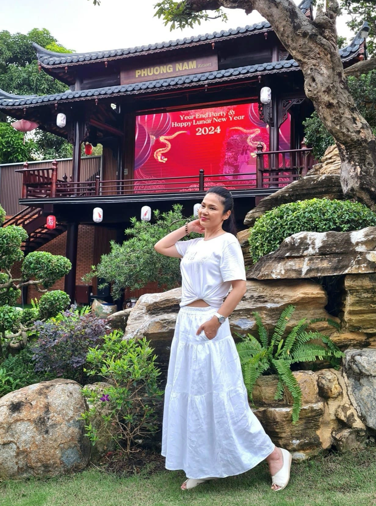 Nữ hoàng ảnh lịch Việt Trinh tuổi 52: Giảm 10kg, ở nhà vườn 2.500m2 - 6