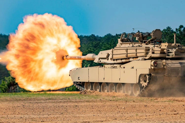 Mỹ có thể viện trợ đạn uranium nghèo cho Ukraine