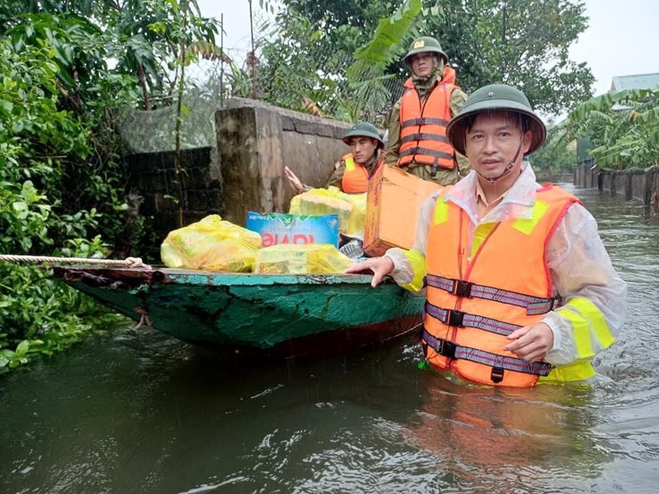 Cán bộ đi họp đồng hương khi đang báo động khẩn mưa lũ: Không ảnh hưởng?! - 3 Cán bộ đi họp đồng hương khi đang báo động khẩn mưa lũ: Không ảnh hưởng?! - 3