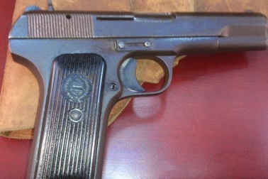 Bạn tù rủ nhau mang súng đi cướp khắp Tây Nguyên