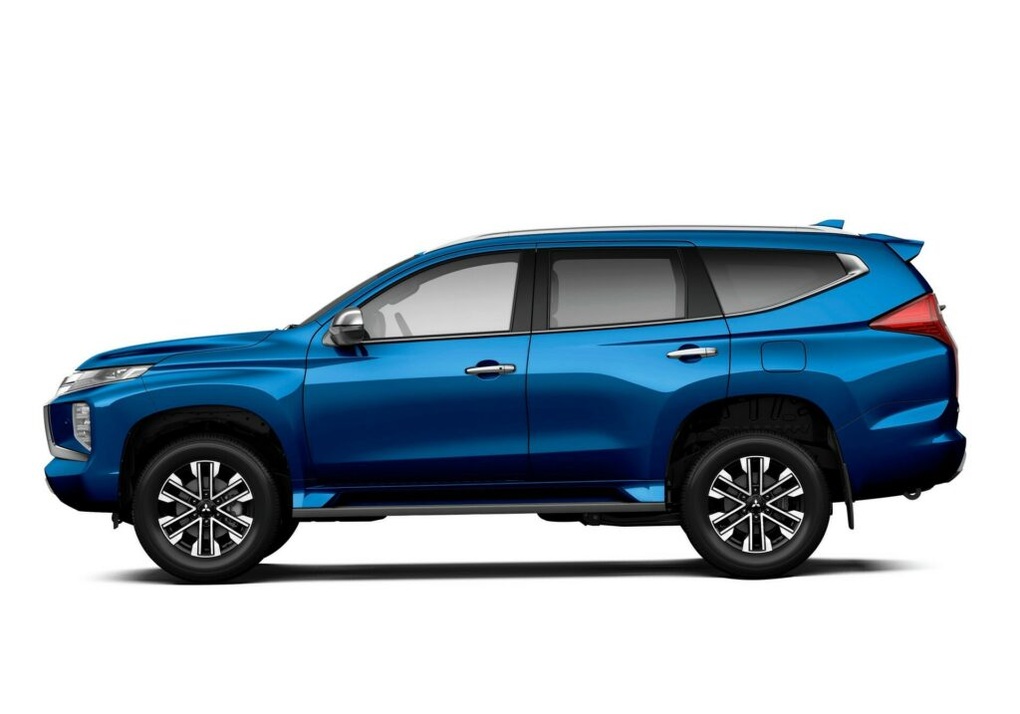 Mẫu SUV quyền lực Mitsubishi Pajero Sport có phiên bản nâng cấp - 3 Mẫu SUV quyền lực Mitsubishi Pajero Sport có phiên bản nâng cấp - 3
