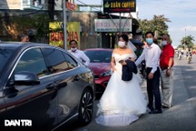 Lo ngại cách ly, đoàn rước dâu "quay xe" khi gần tới nhà trai ở Thuận Thành