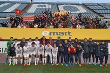 Đội tuyển nữ Việt Nam tập trung chuẩn bị cho trận play-off tranh vé Olympic