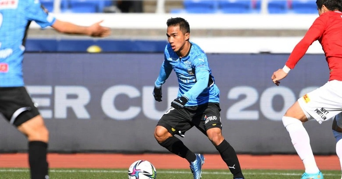 Chanathip nói gì sau trận ra mắt thất vọng ở CLB số 1 Nhật Bản? - 1