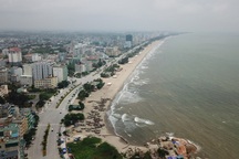 Khách ồ ạt hủy tour đến Sầm Sơn, doanh nghiệp "ngồi trên đống lửa"