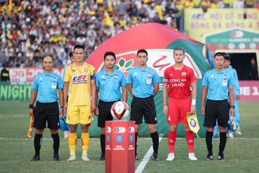 Trọng tài Malaysia điều hành các trận đấu giao hữu của đội tuyển Việt Nam