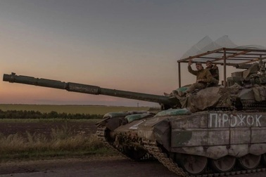 Binh sĩ Ukraine kể chuyện tịch thu siêu tăng T-90M của Nga ở Kursk