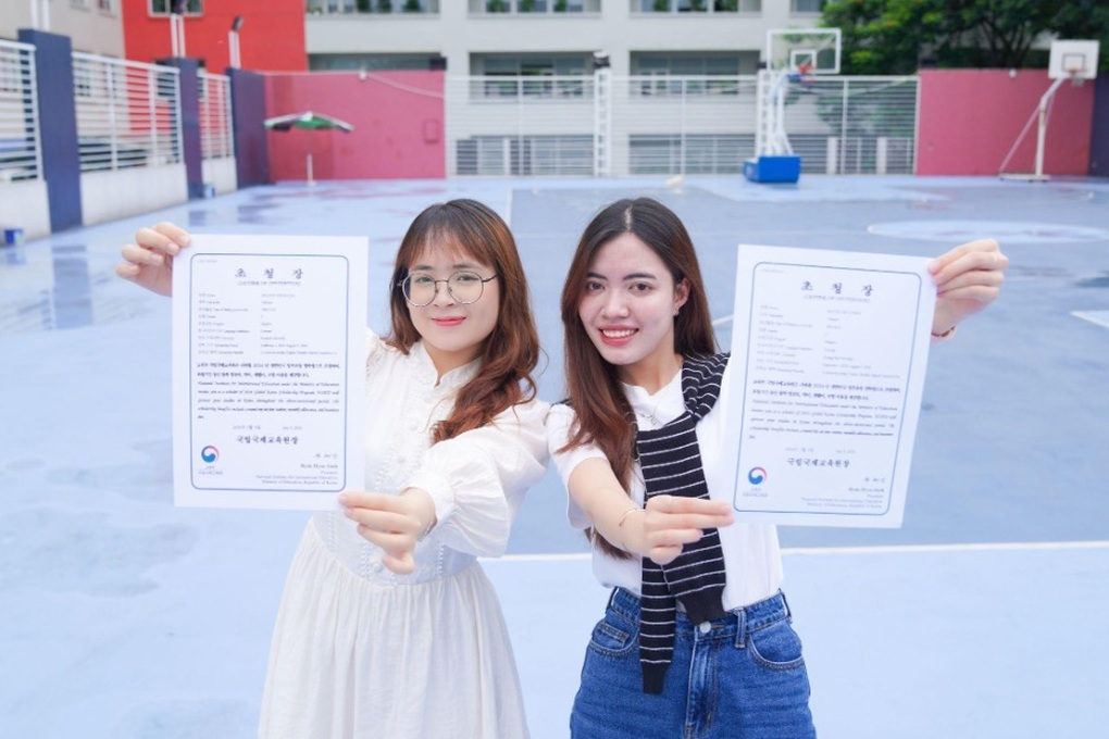 10 năm xây dựng ngành ngôn ngữ Hàn của tiến sĩ Hàn Quốc tại Trường Đại học Thăng Long - 5 10 năm xây dựng ngành ngôn ngữ Hàn của tiến sĩ Hàn Quốc tại Trường Đại học Thăng Long - 5
