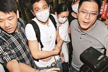 “Carol Zhu đã giành Lưu Đức Hoa từ tay con gái tôi”