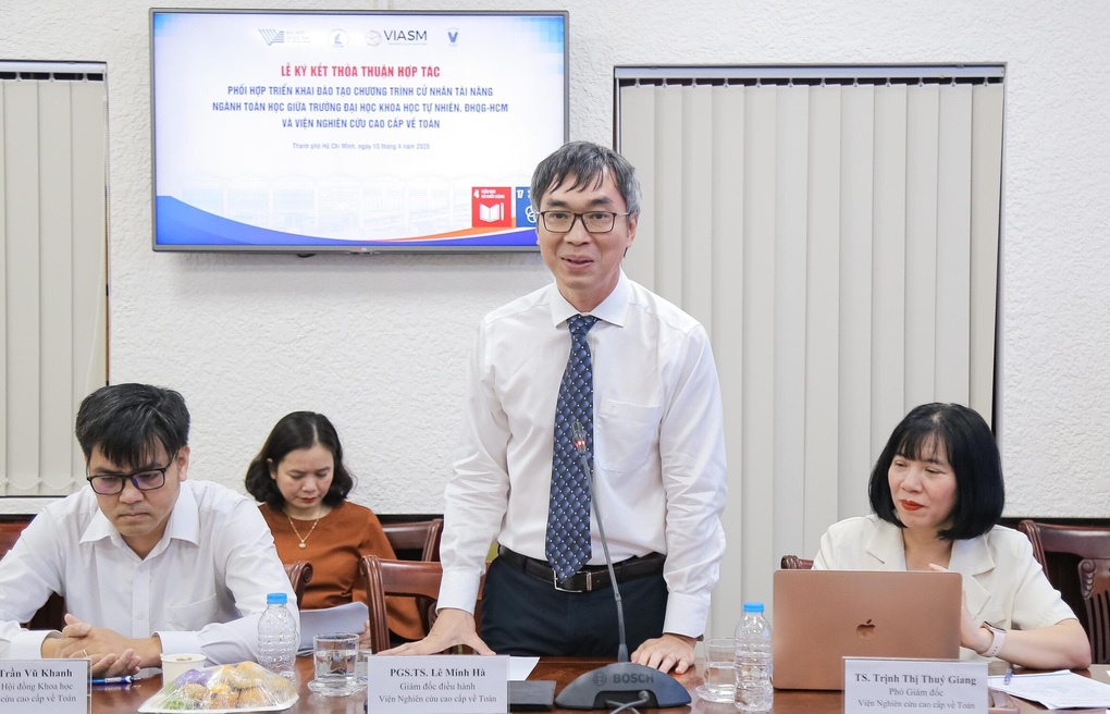 Chưa tốt nghiệp THPT, nhiều học sinh đã học 5,6 môn ở đại học - 3