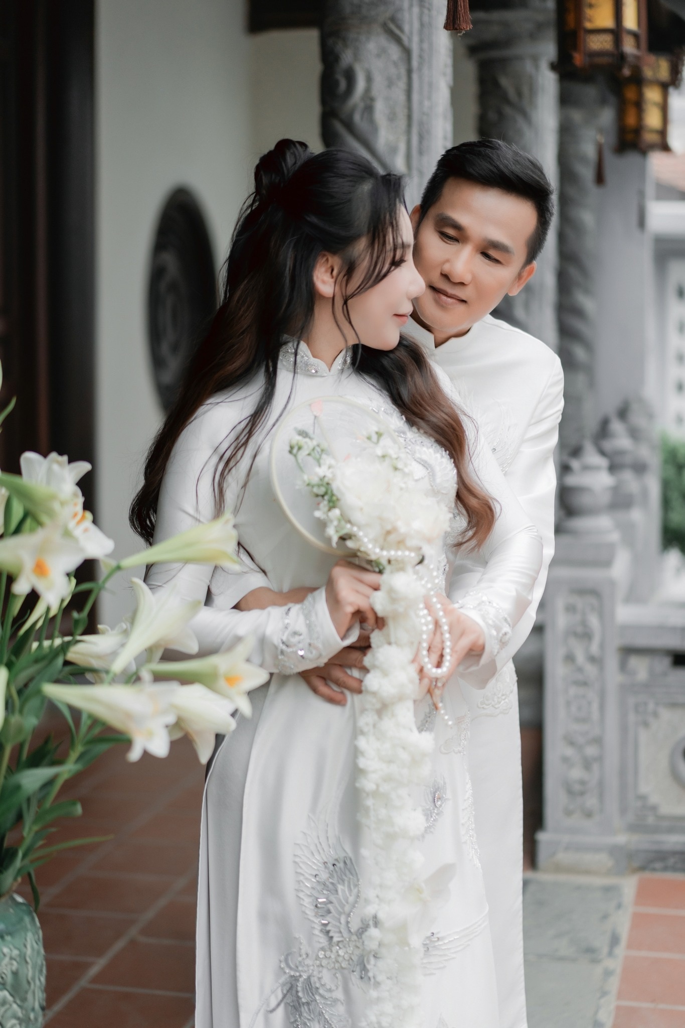 Lộ diện chồng sắp cưới của ca sĩ Hồ Quỳnh Hương - 7 Lộ diện chồng sắp cưới của ca sĩ Hồ Quỳnh Hương - 7