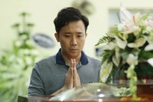 Trấn Thành cảm thấy có lỗi vì đã không đến thăm Lê Bình khi ông nằm viện