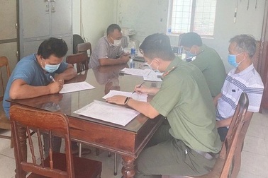 Thông tin bất ngờ vụ xe cứu thương chở khách thông nhiều chốt kiểm dịch