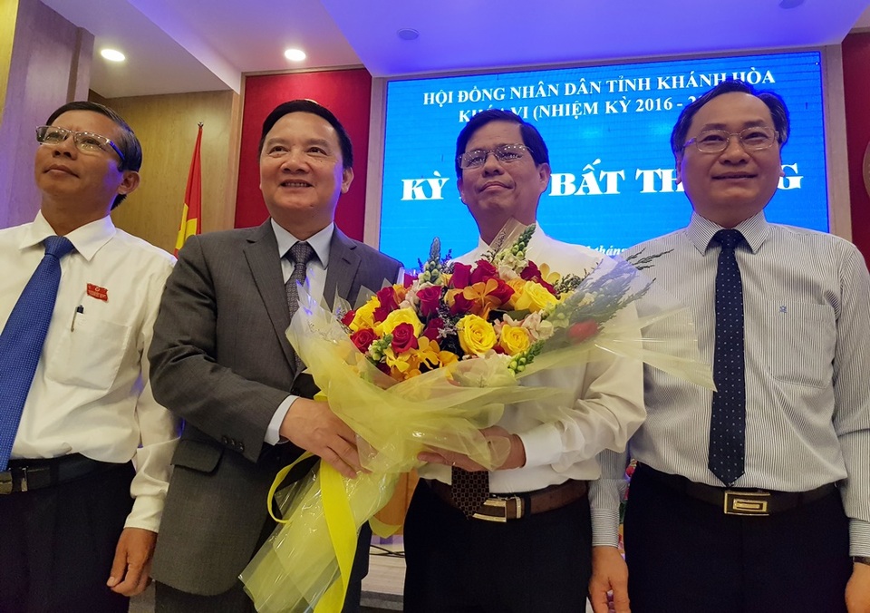 Ông Nguyễn Tấn Tuân làm Chủ tịch UBND tỉnh Khánh Hòa - 1 Ông Nguyễn Tấn Tuân làm Chủ tịch UBND tỉnh Khánh Hòa - 1