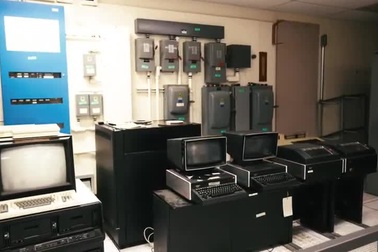 Cận cảnh hầm trú bom nguyên tử thời Chiến tranh Lạnh có cả kho chứa vàng