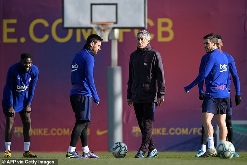 Messi chê bai chiến thuật dở, HLV Barcelona phản pháo - 3 Messi chê bai chiến thuật dở, HLV Barcelona phản pháo - 3