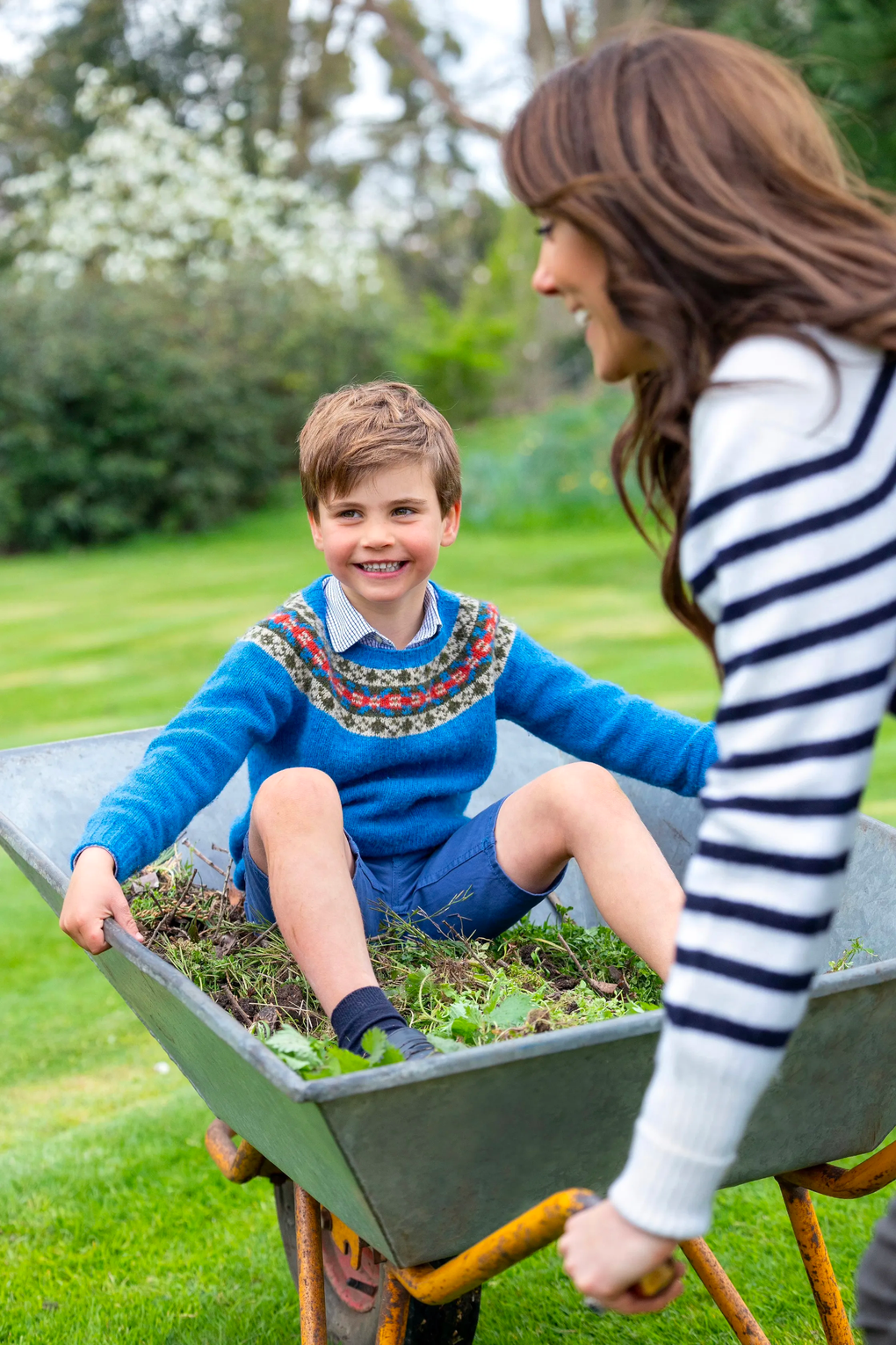 Cuộc sống xa hoa của hoàng tử Anh 5 tuổi - 2