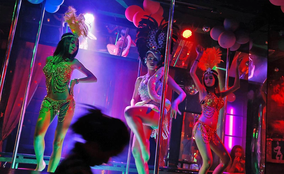 Từ vụ người mẫu mặc bikini ở Hạ Long: Thái Lan tổ chức sexy show thế nào? - 2 Từ vụ người mẫu mặc bikini ở Hạ Long: Thái Lan tổ chức sexy show thế nào? - 2