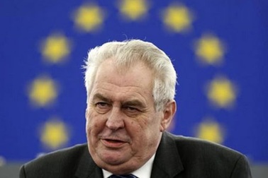 Tổng thống Czech hủy quyết định dự lễ duyệt binh ở Nga