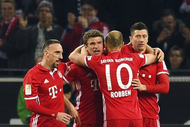 Hạ gục Gladbach, Bayern Munich bỏ xa phần còn lại ở Bundesliga