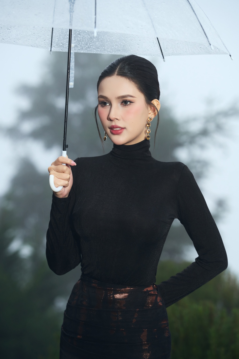 Á hậu Trái đất Việt Nam khoe vẻ đẹp trong trẻo, hé lộ cuộc sống ở tuổi 21 - 2