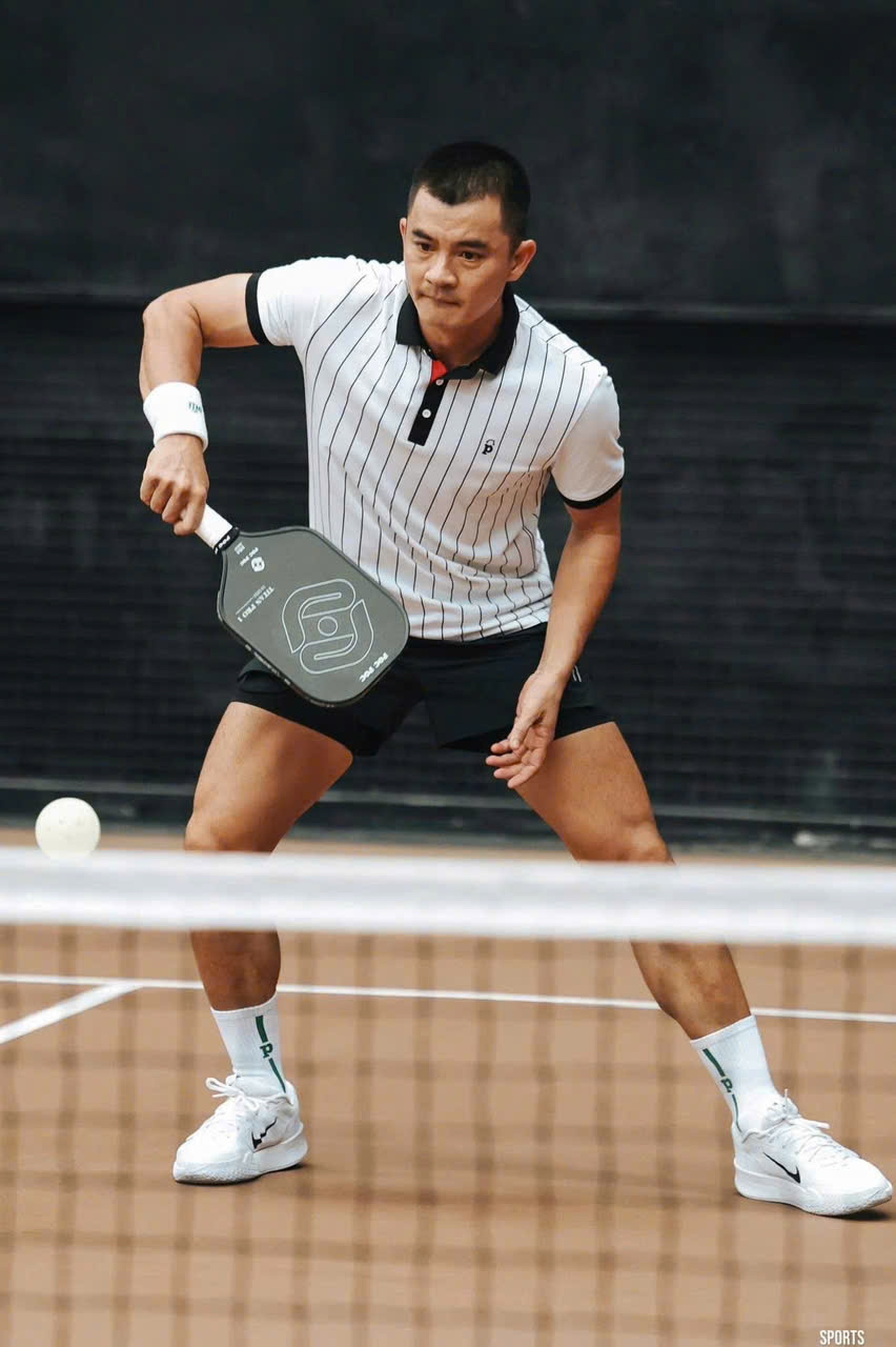 Nhà vô địch giải pickleball Dân trí tiết lộ bí quyết hạ hai ngôi sao lớn - 4 Nhà vô địch giải pickleball Dân trí tiết lộ bí quyết hạ hai ngôi sao lớn - 4